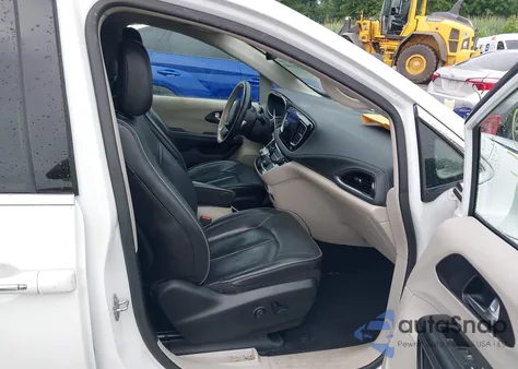 2020 Chrysler Pacifica Limited z USA, uszkodzony, nr VIN 2C4RC1GG7LR284857